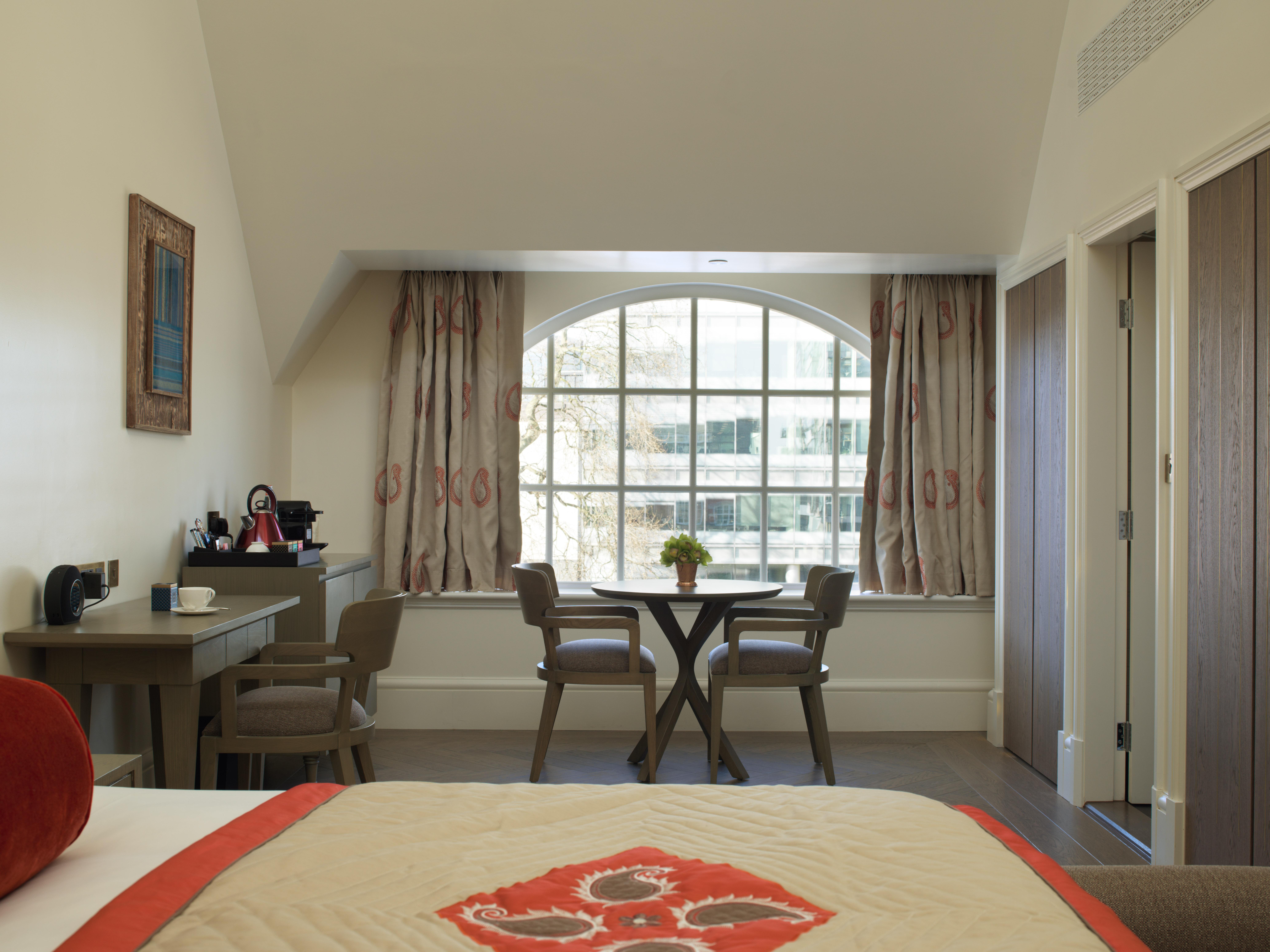 The Lalit London Hotel Phòng bức ảnh A room at the hotel