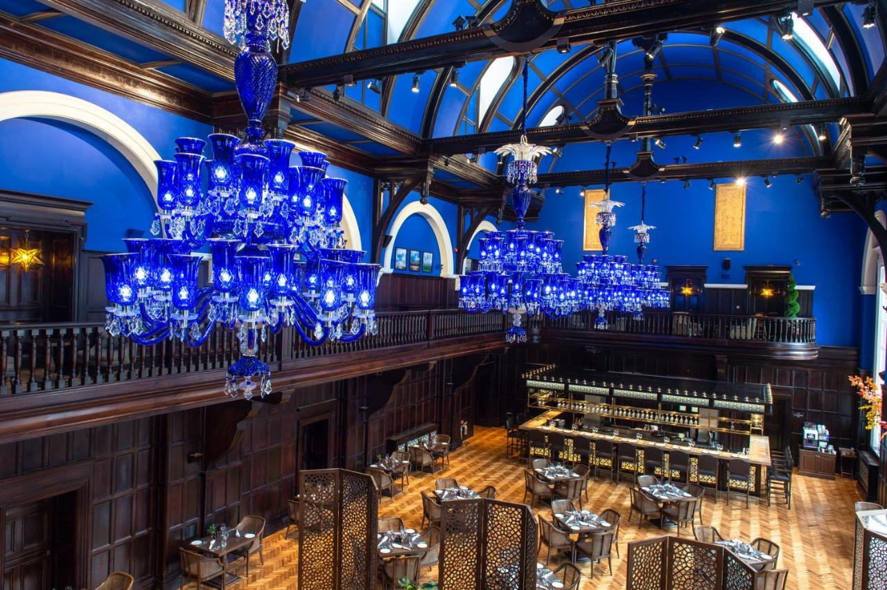 The Lalit London Hotel Ngoại thất bức ảnh The interior of Blue Water