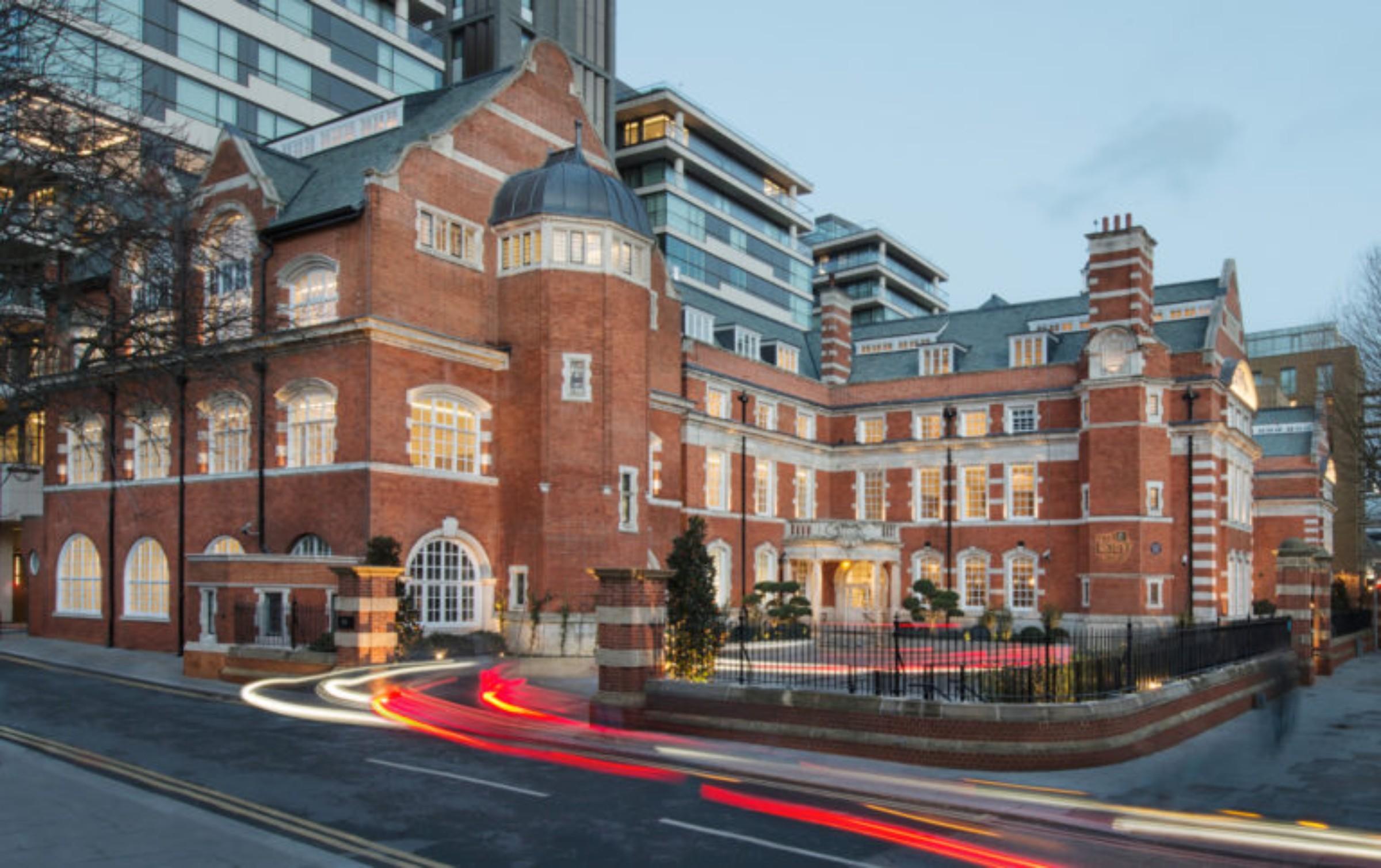 The Lalit London Hotel Ngoại thất bức ảnh The former St Mary's Hospital