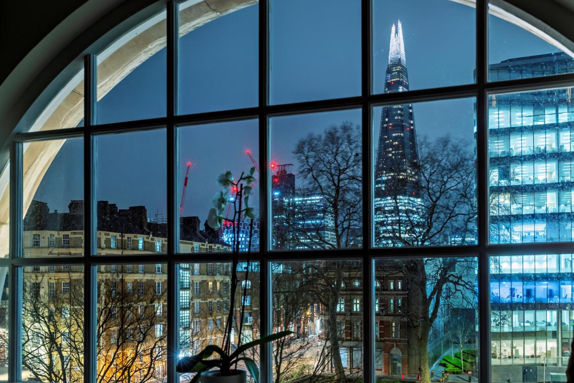 The Lalit London Hotel Ngoại thất bức ảnh The Shard, London